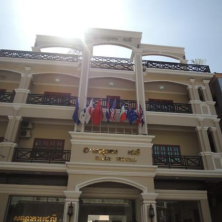 Daly Hotel Kampong Cham Exteriér fotografie